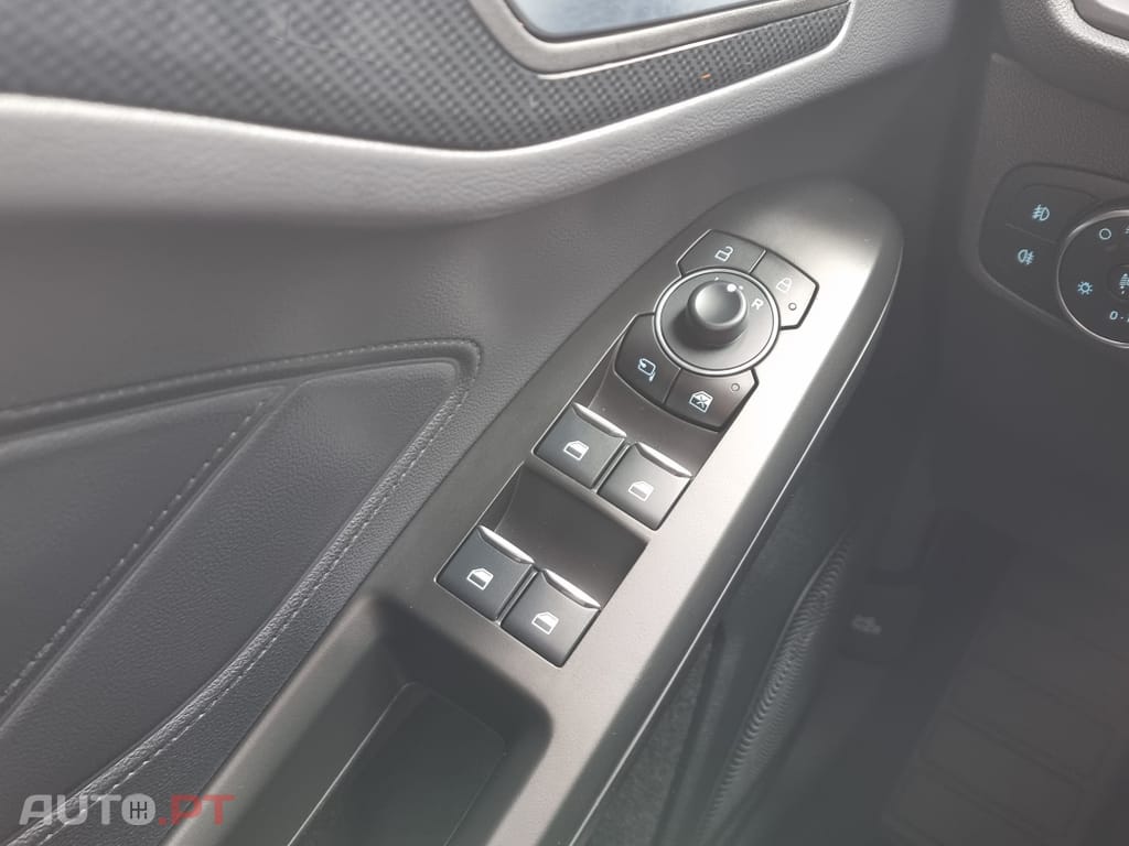 Ford Focus 1.0 EcoBoost MHEV ST-Line