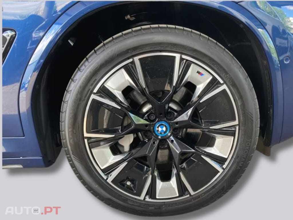 BMW iX3 I.V.A DEDUTÍVEL Impressive