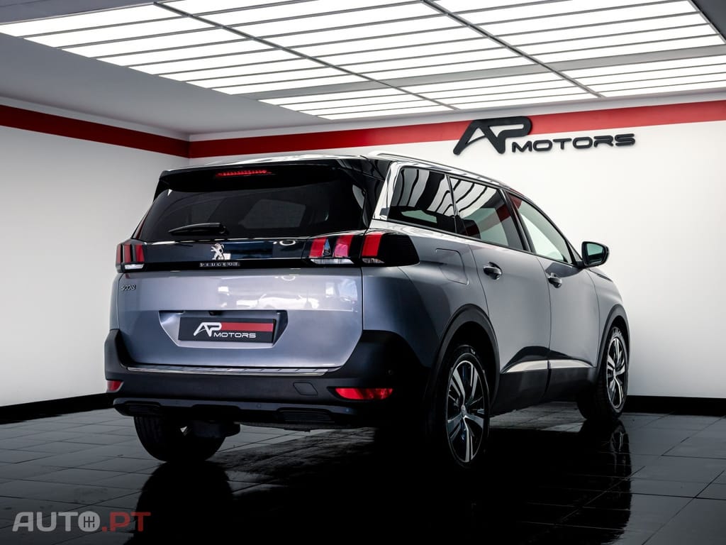 Peugeot 5008 1.6 BlueHDi Allure J18