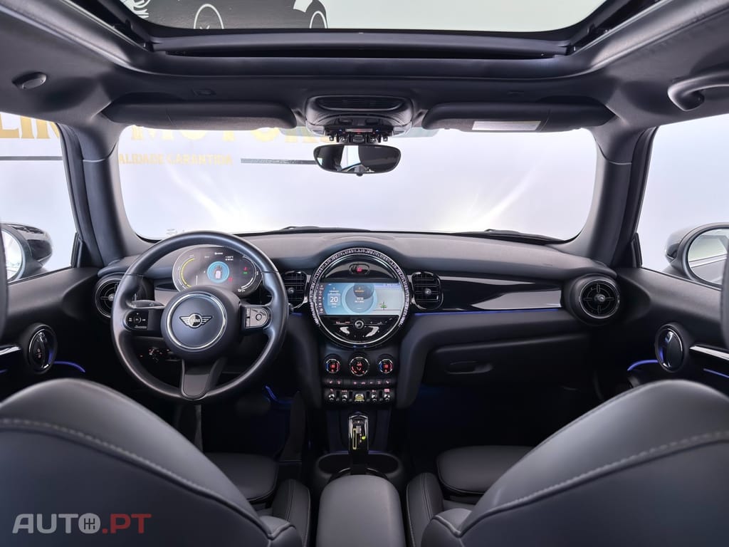 MINI Cooper Cooper SE Premium Classic