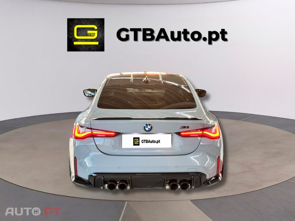 BMW M4 Carbon Schalensitze
