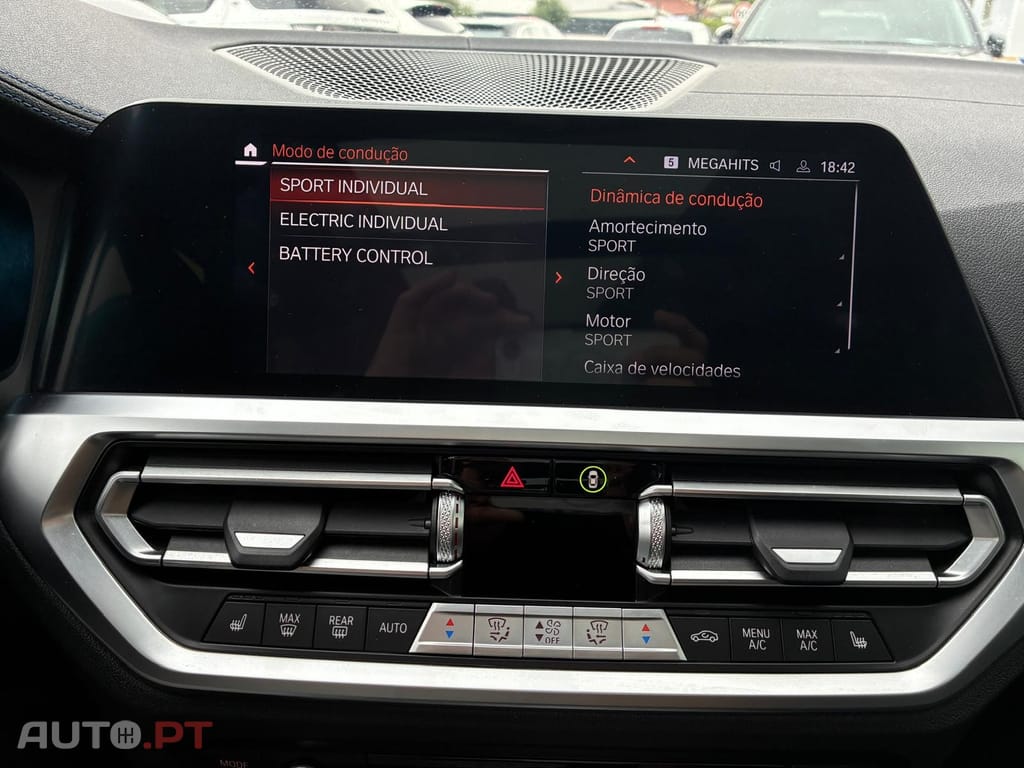 BMW 330 Pack M Auto Plug-In