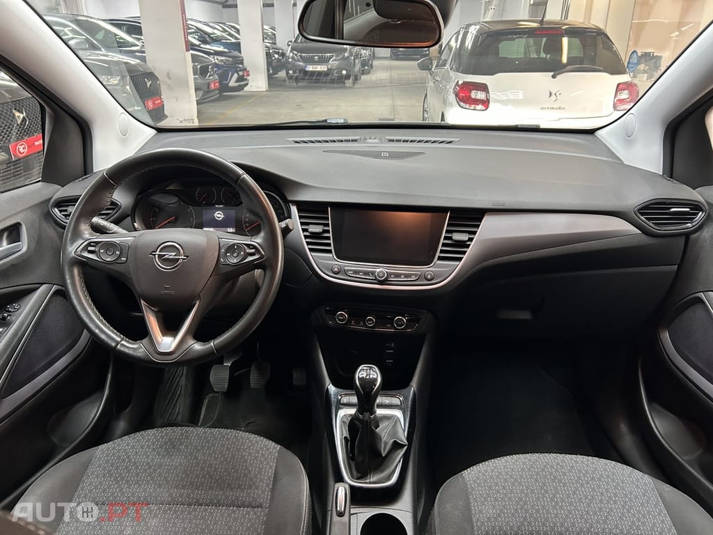 Opel Crossland 1.2 Business Edition