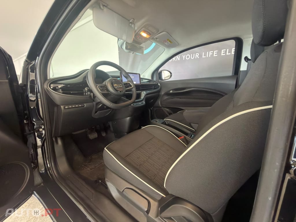 Fiat 500e 42 kWh Icon