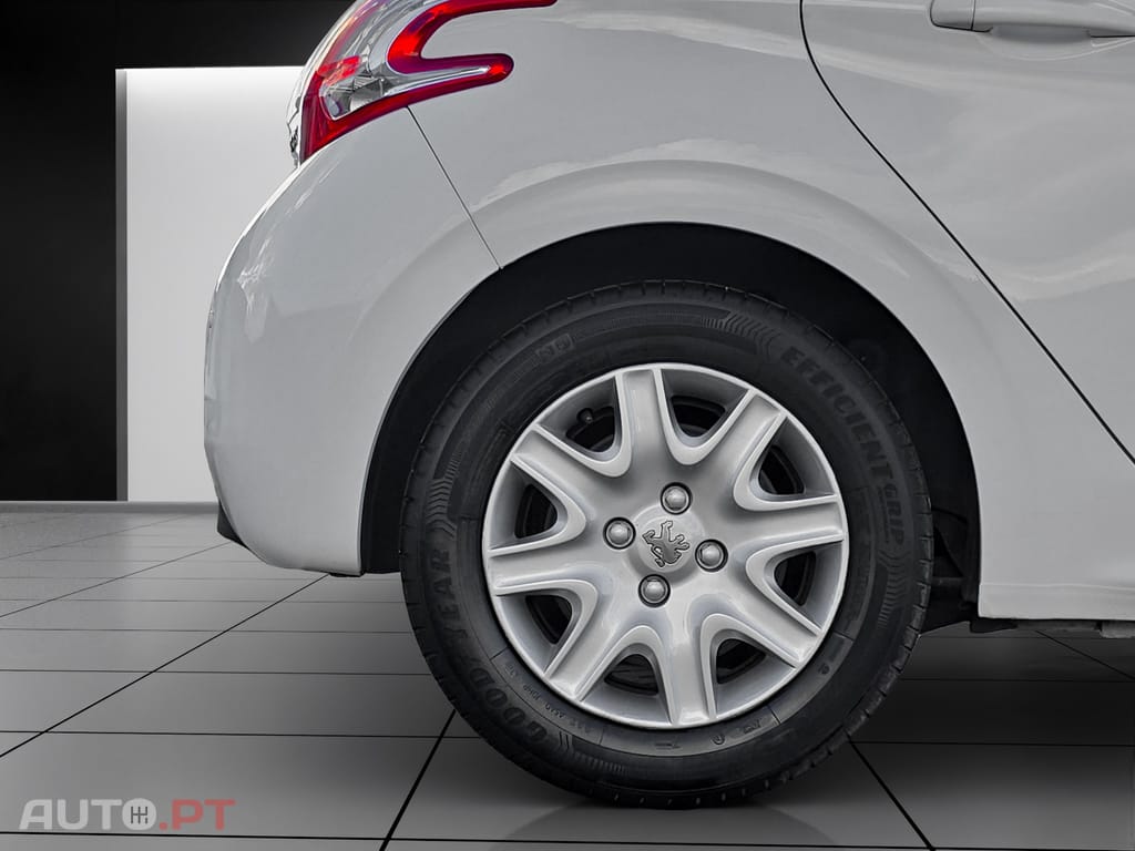 Peugeot 208 1.4 HDi