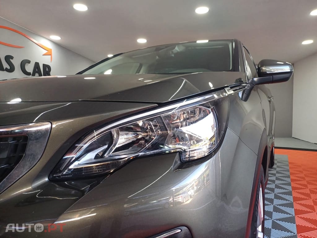 Peugeot 5008 1.5 BlueHDi Allure EAT8