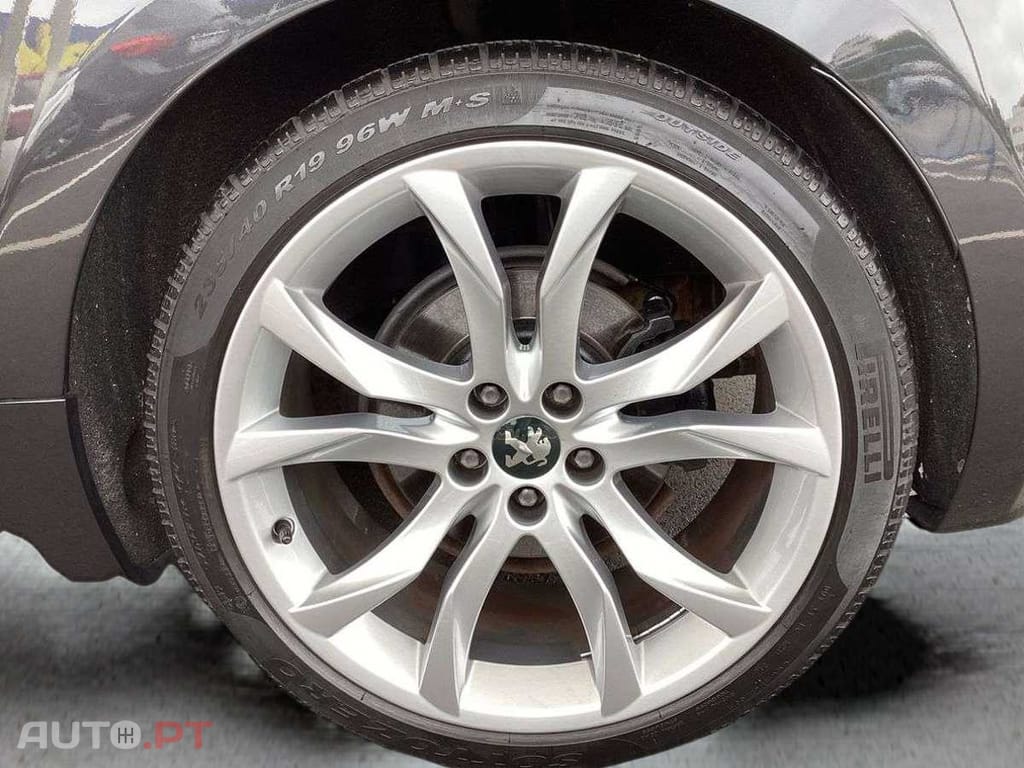 Peugeot RCZ 1.6 THP SE Black Yearling