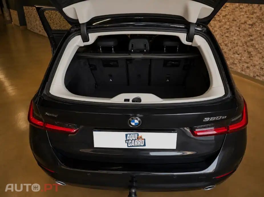 BMW 320 e xDrive Aut. — fotografia 6