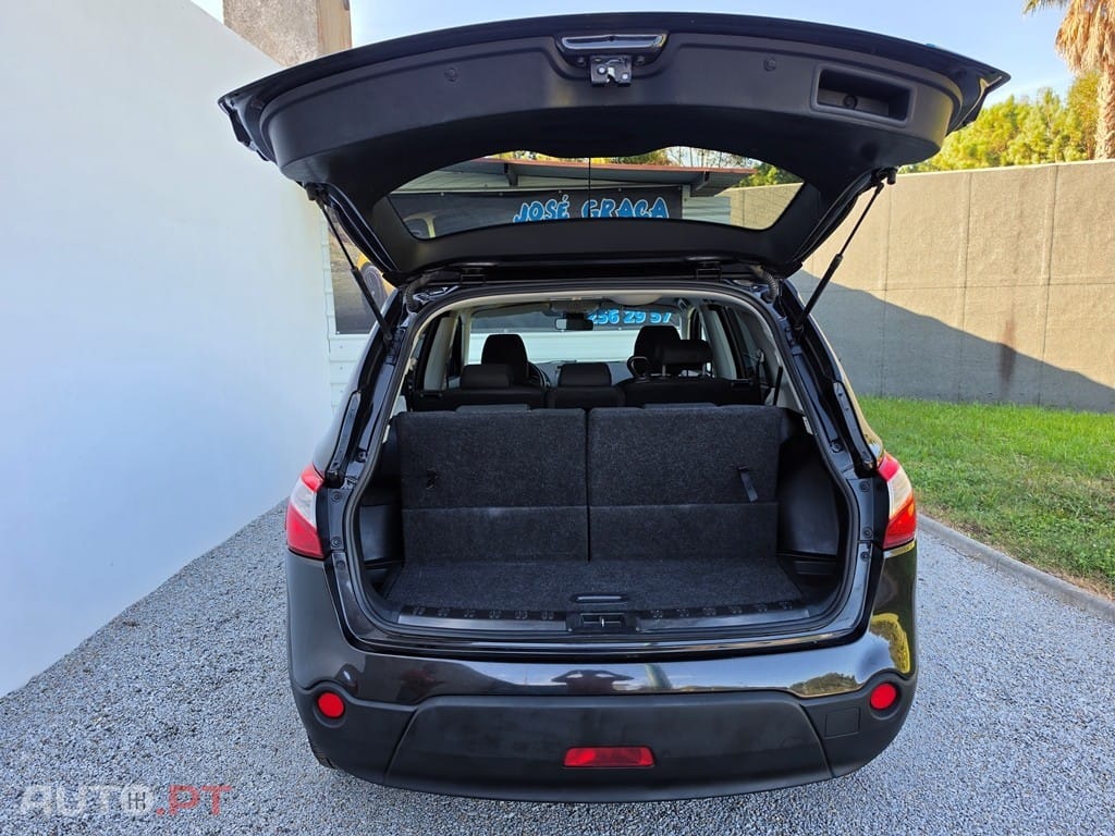 Nissan Qashqai +2 1.6 dCi Tekna Premium 360