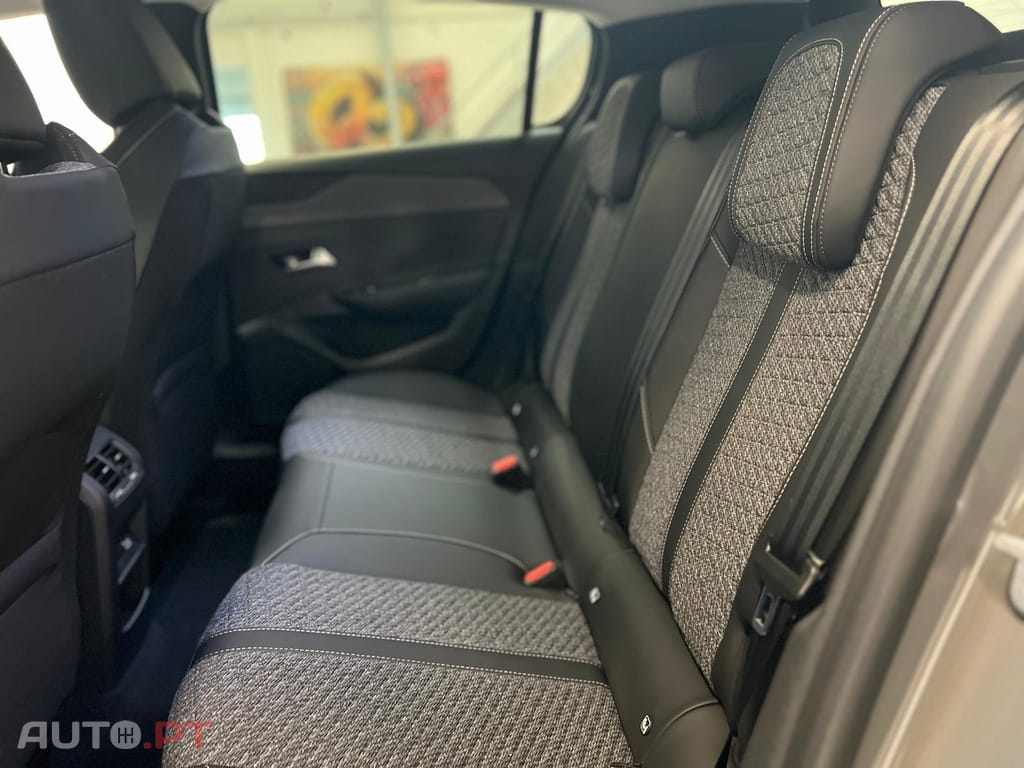 Peugeot 308 1.6 Hybrid Allure e-DCS7