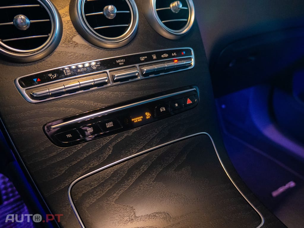 Mercedes-Benz GLC 300 4MATIC AMG LINE