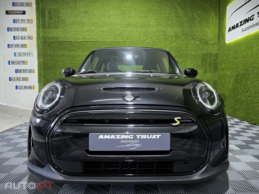 MINI Cooper Cooper SE