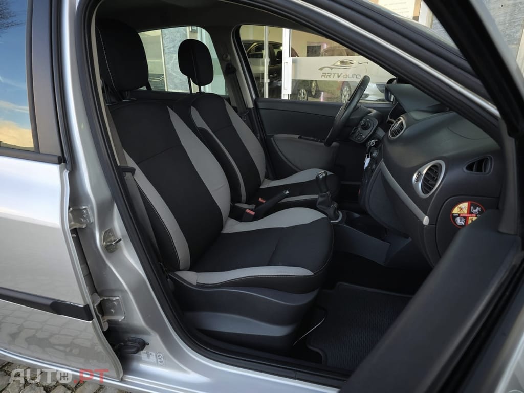 Renault Clio Break 1.2 16V Dynamique S