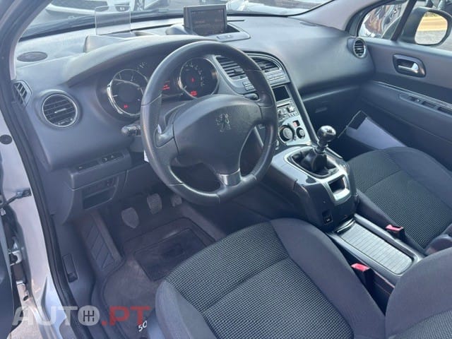 Peugeot 5008 1.6 HDi 7L Allure