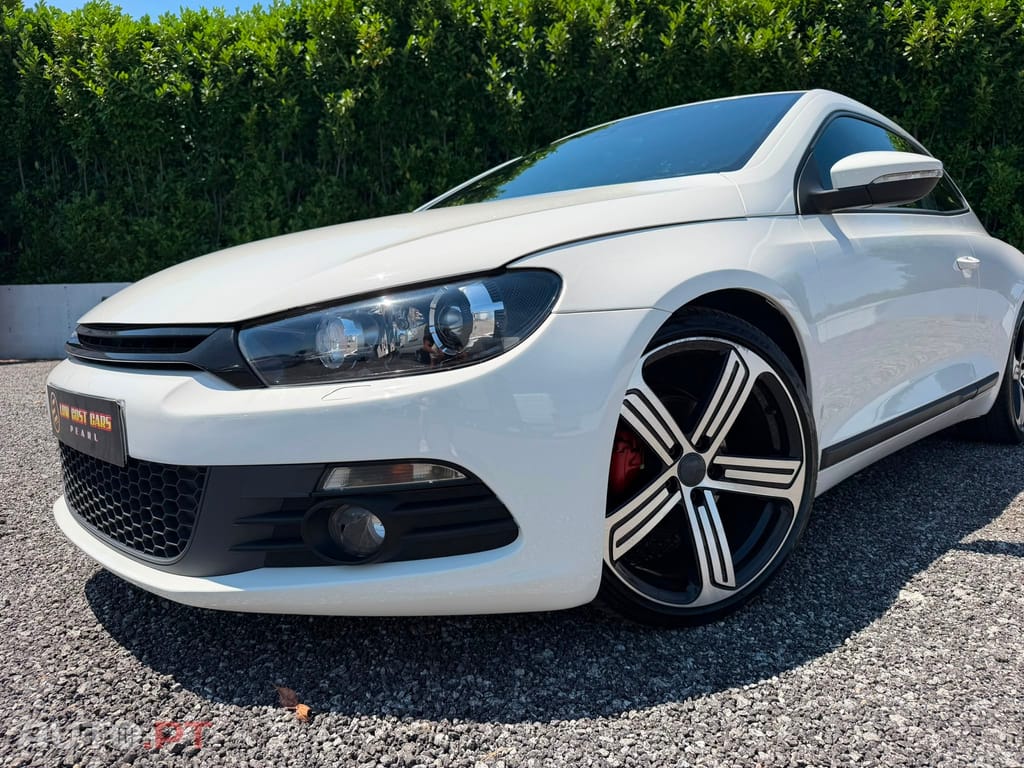 Volkswagen Scirocco 2.0 TDi Sport DSG