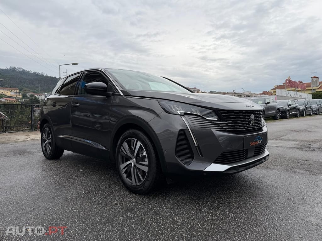 Peugeot 3008 1.6 Hybrid Allure e-EAT8