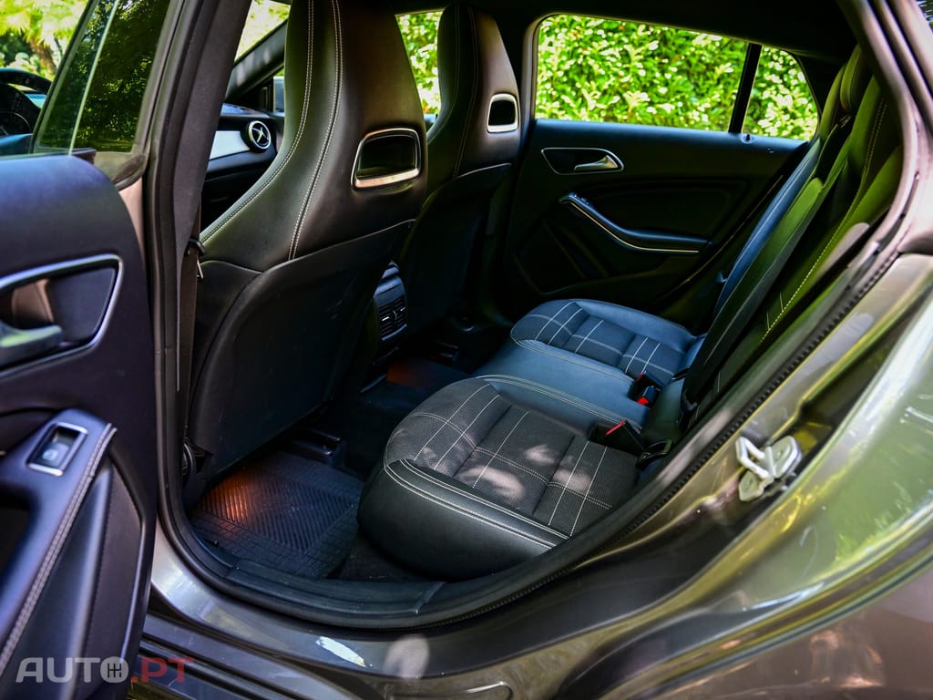 Mercedes-Benz CLA 180 Shooting Brake d BlueEFFICIENCY Edition