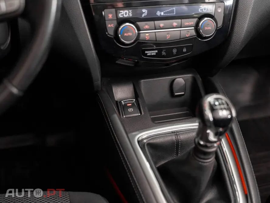 Nissan Qashqai 1.5 dCi N-Connecta