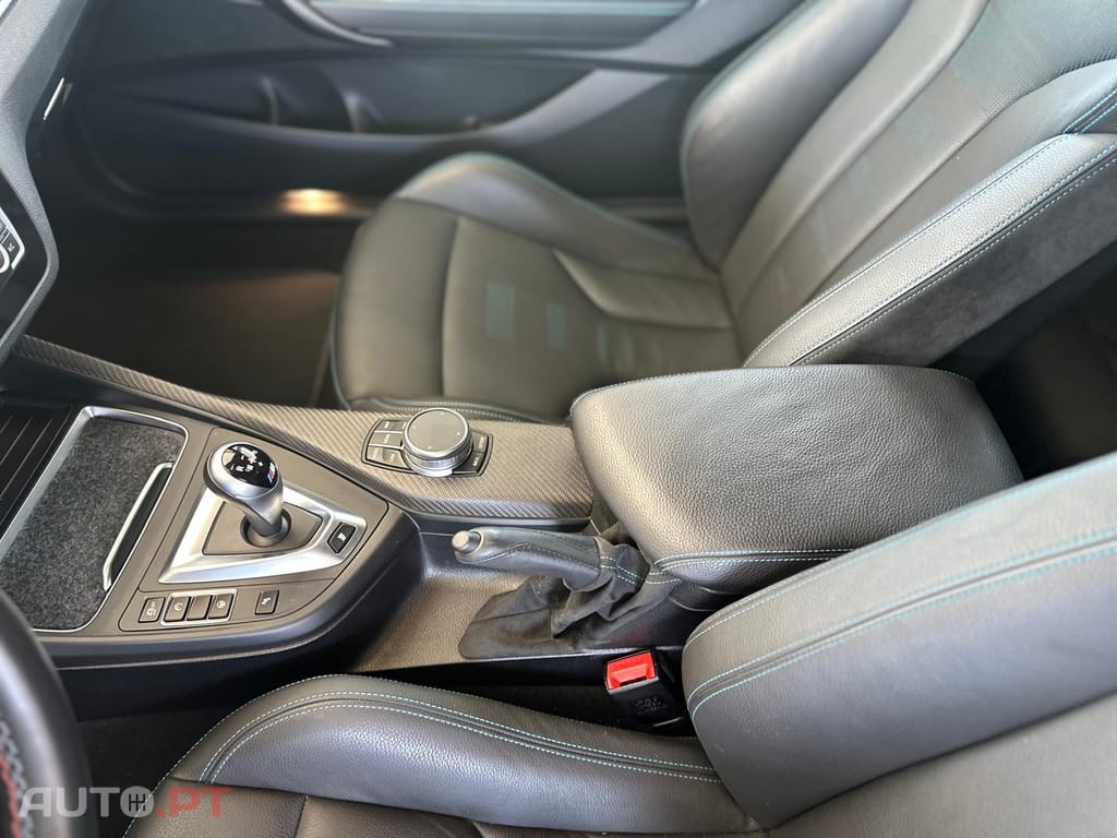 BMW M2 Competition Auto