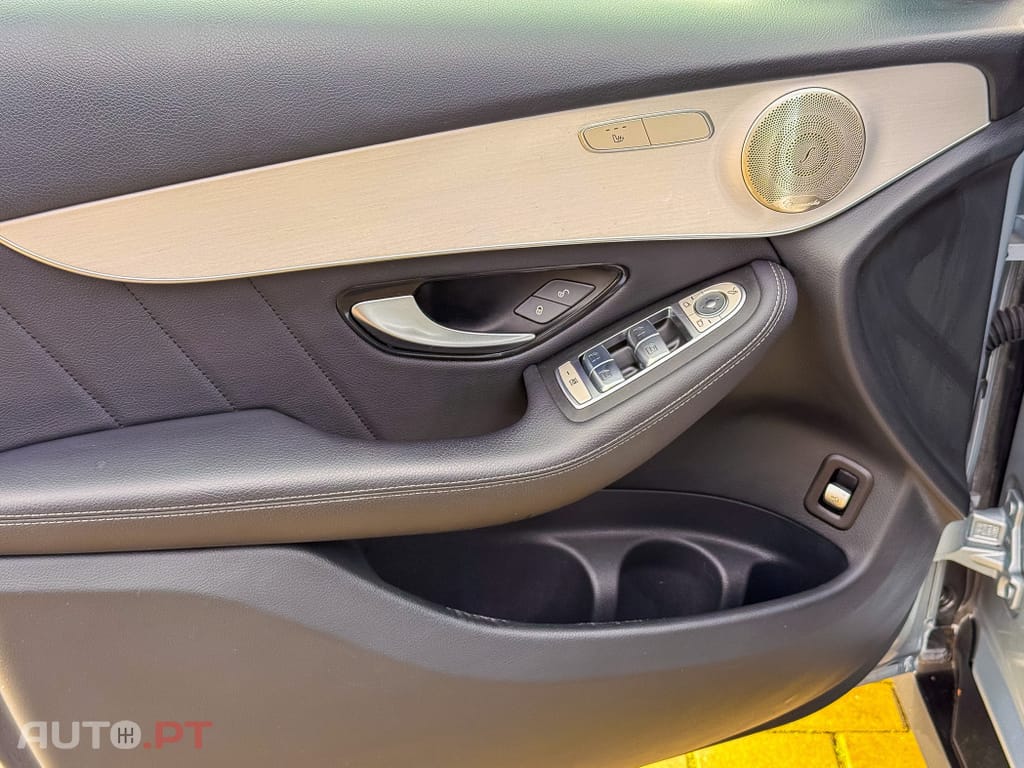 Mercedes-Benz GLC 300 de Coupe 4Matic 9G-TRONIC AMG Line