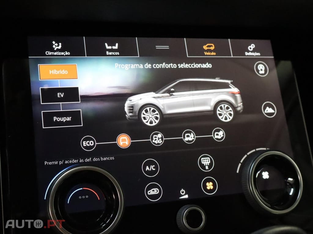 Land Rover Evoque 1.5 P300e AWD SE Auto