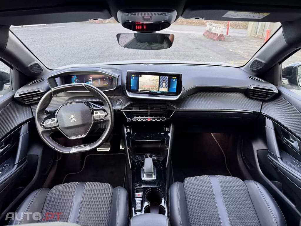 Peugeot E-208 50 kWh GT