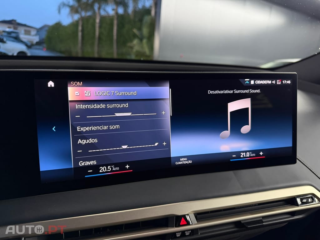 BMW iX xDrive 40 Pack Desportivo