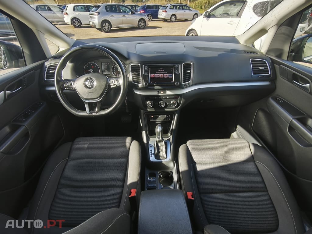Volkswagen Sharan 2.0 TDI Confortline DSG