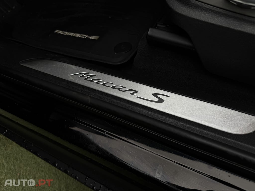 Porsche Macan S