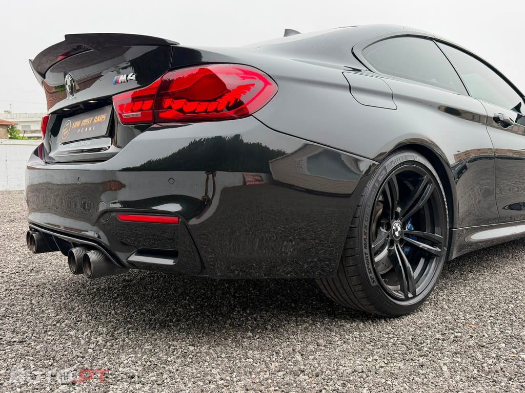 BMW M4 Auto