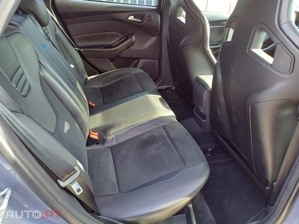 Ford Focus 2.3 EcoBoost S&S 4WD RS