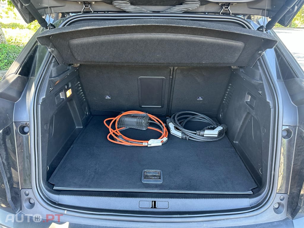 Peugeot 3008 1.6 Hybrid GT Pack e-EAT8