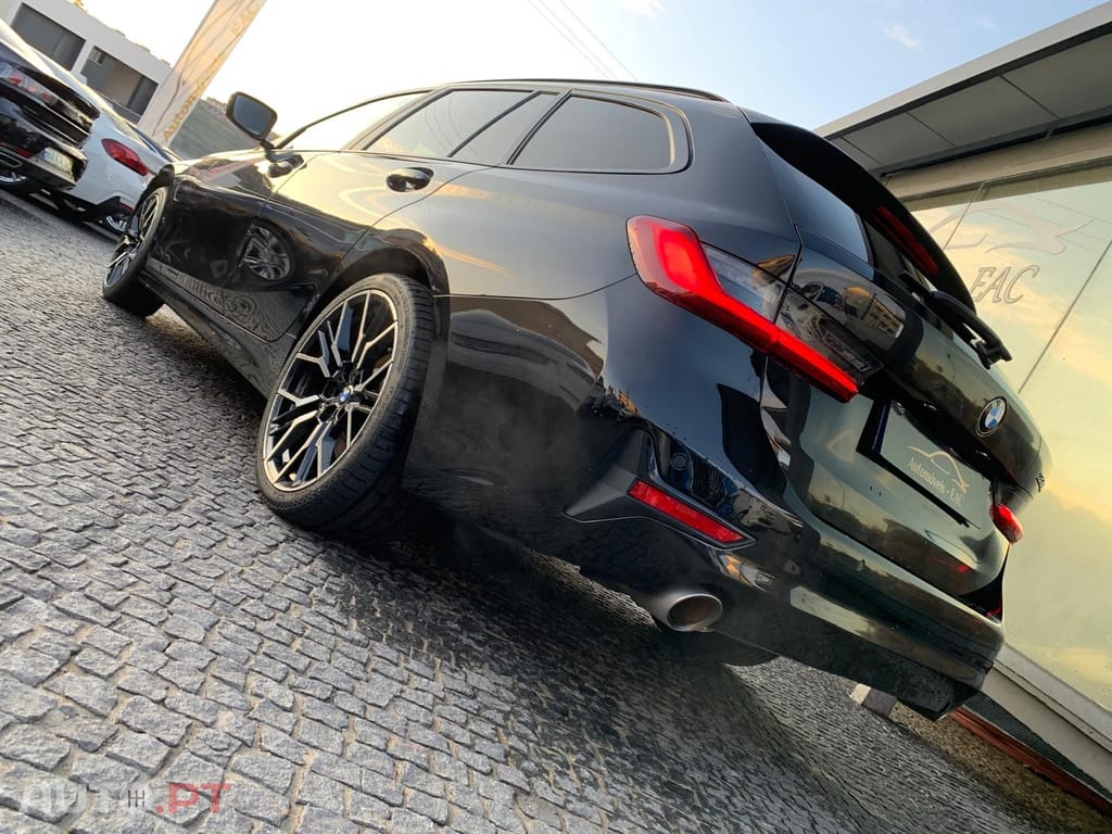 BMW 330 e Touring Line Luxury Auto