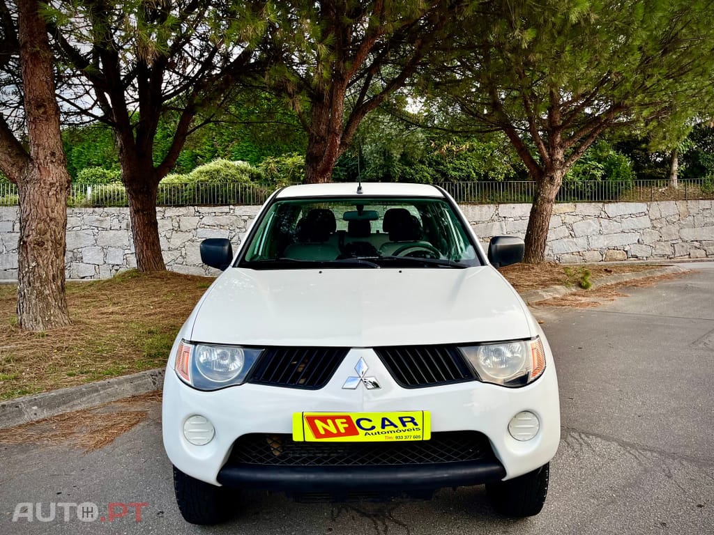 Mitsubishi L200 DI-D  4x4