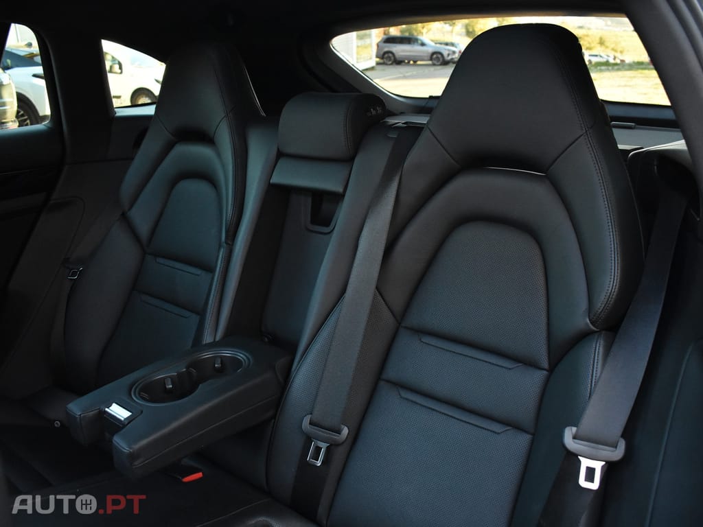 Porsche Panamera ST 4 E-Hybrid