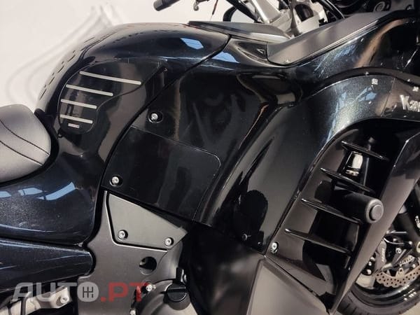 Kawasaki GTR GTR 1400