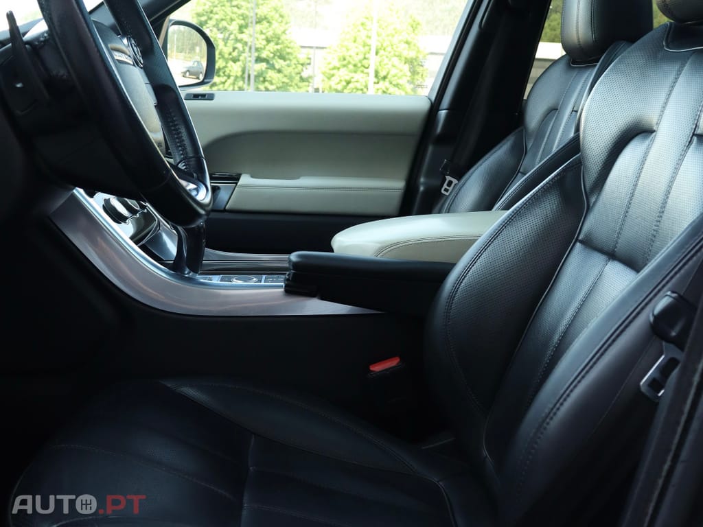 Land Rover Range Rover Sport 3.0 SDV6 HSE Dynamic