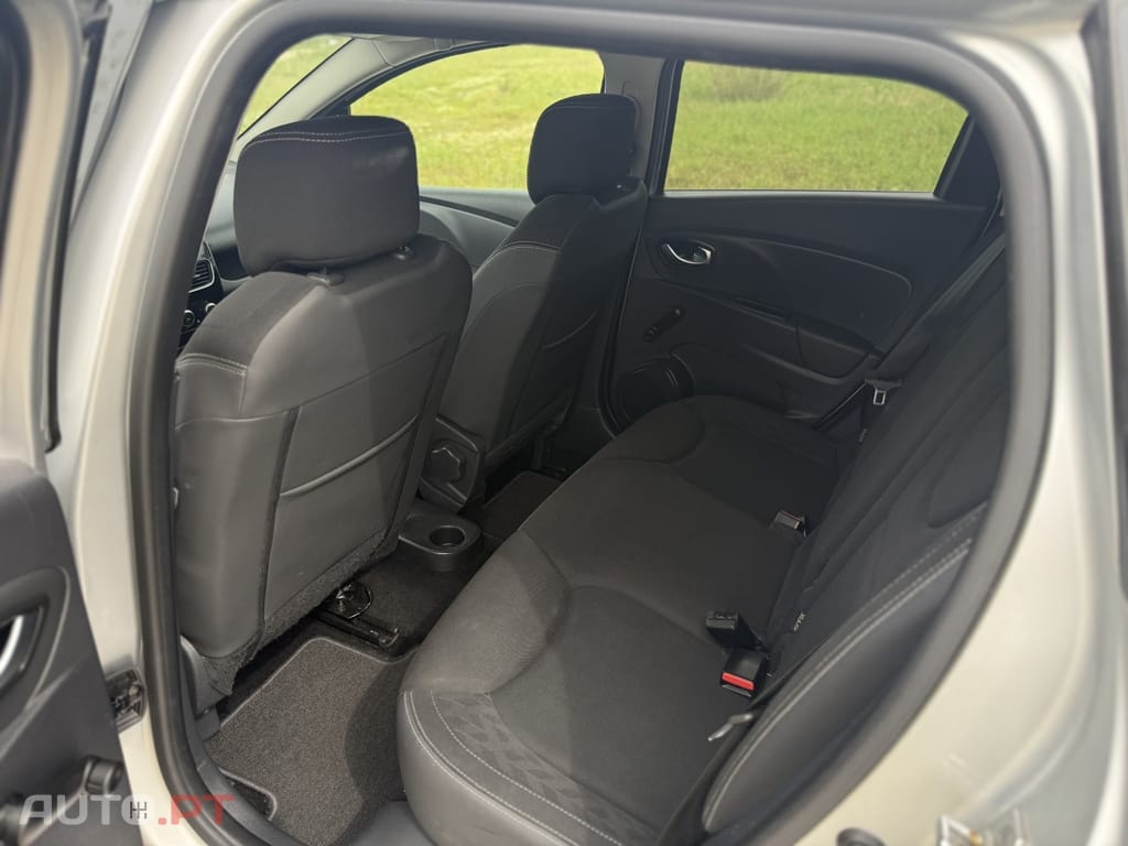 Renault Clio IV SPORT TOURER 1.5 DCI