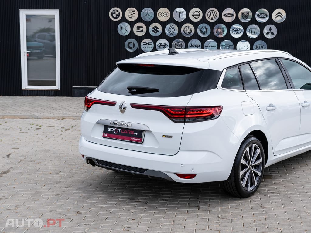 Renault Mégane Sport Tourer 1.5 Blue dCi R.S. Line EDC
