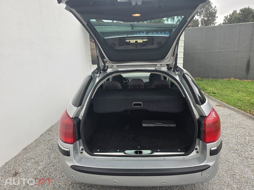 Peugeot 407 SW 2.0 HDi Executive