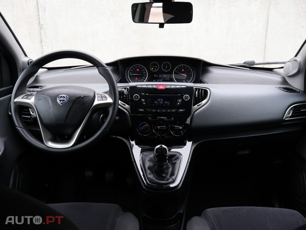 Lancia Ypsilon 1.2 S&S Fashion