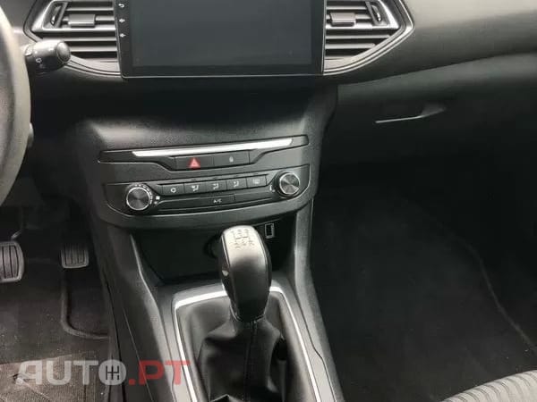 Peugeot 308 SW 1.6 BlueHDi Style