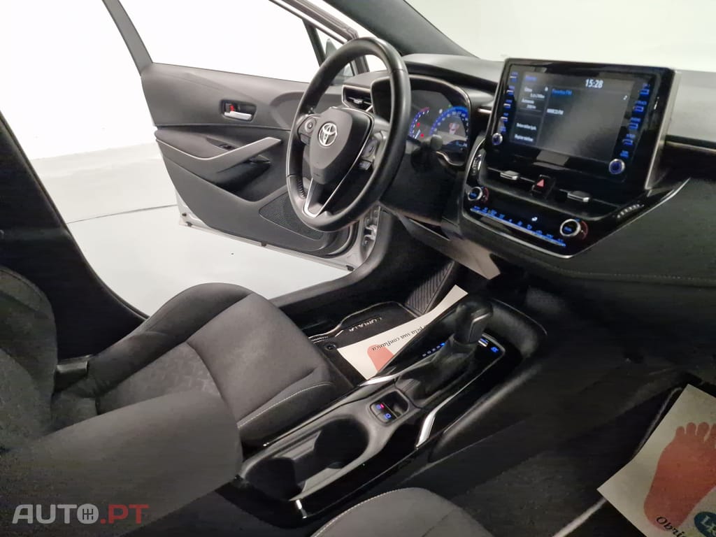 Toyota Corolla Touring Sports 1.8 Hybrid Comfort+P.Sport