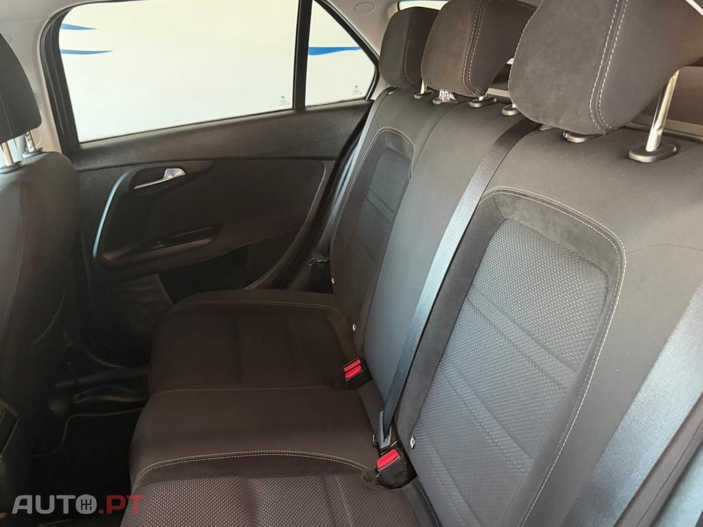 Fiat Tipo 1.3 M-Jet Lounge