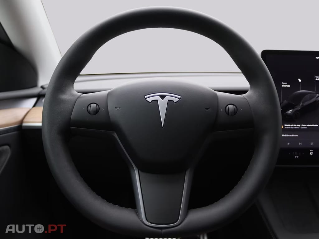 Tesla Model Y Performance AWD I.V.A DEDUTIVEL
