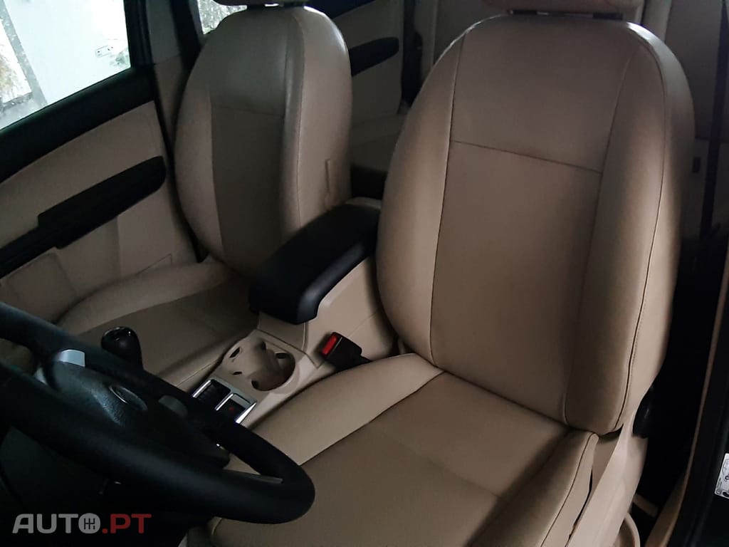 Ford Focus C-Max Ghia 2.0 TDCI 136 CV