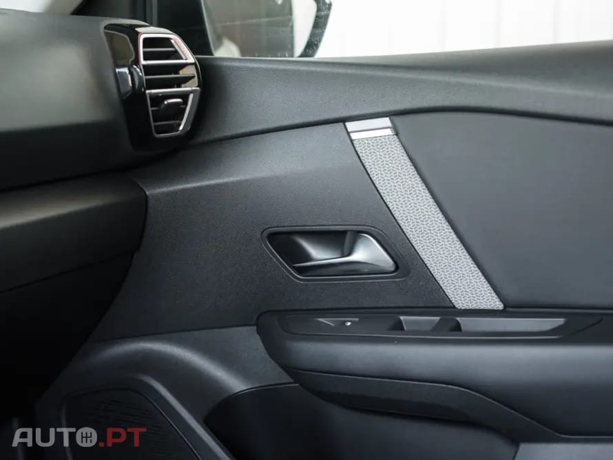 Citroen e-C4 50 kWh Autonomia Conforto Plus