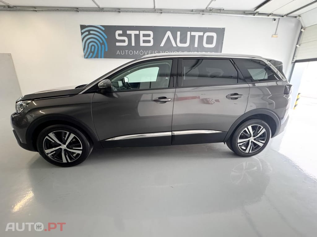 Peugeot 5008 1.5 BlueHDi Allure