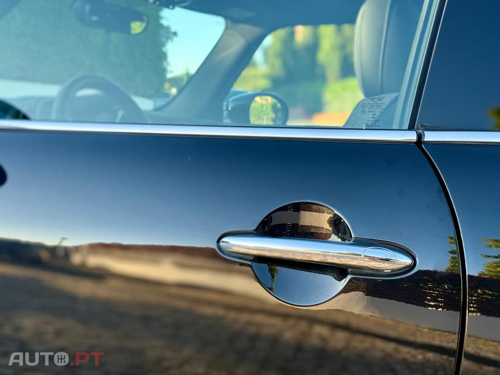 MINI Cooper LCI 3 Cilindros