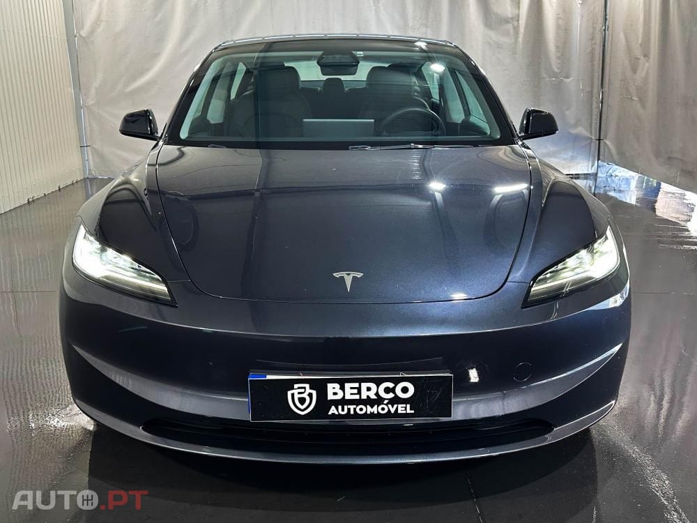 Tesla Model 3 Standard Range Plus RWD
